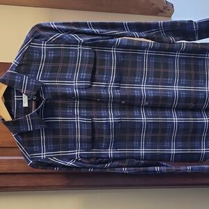 Equipment 100% silk long sleeve shirt size xs